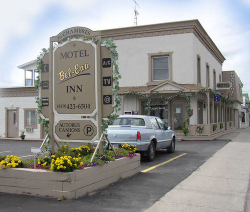 Motel Bel-Eau Montebello Esterno foto